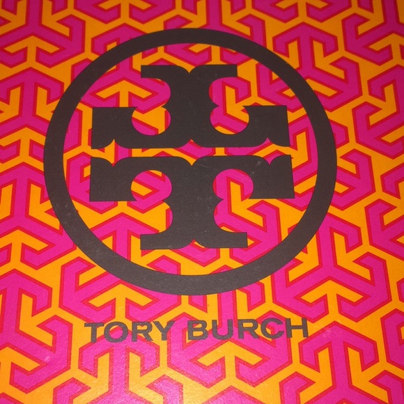 TORY BURCH BLACK/BURGUNDY PUMPS. Beautiful pair - Picture 5 of 7